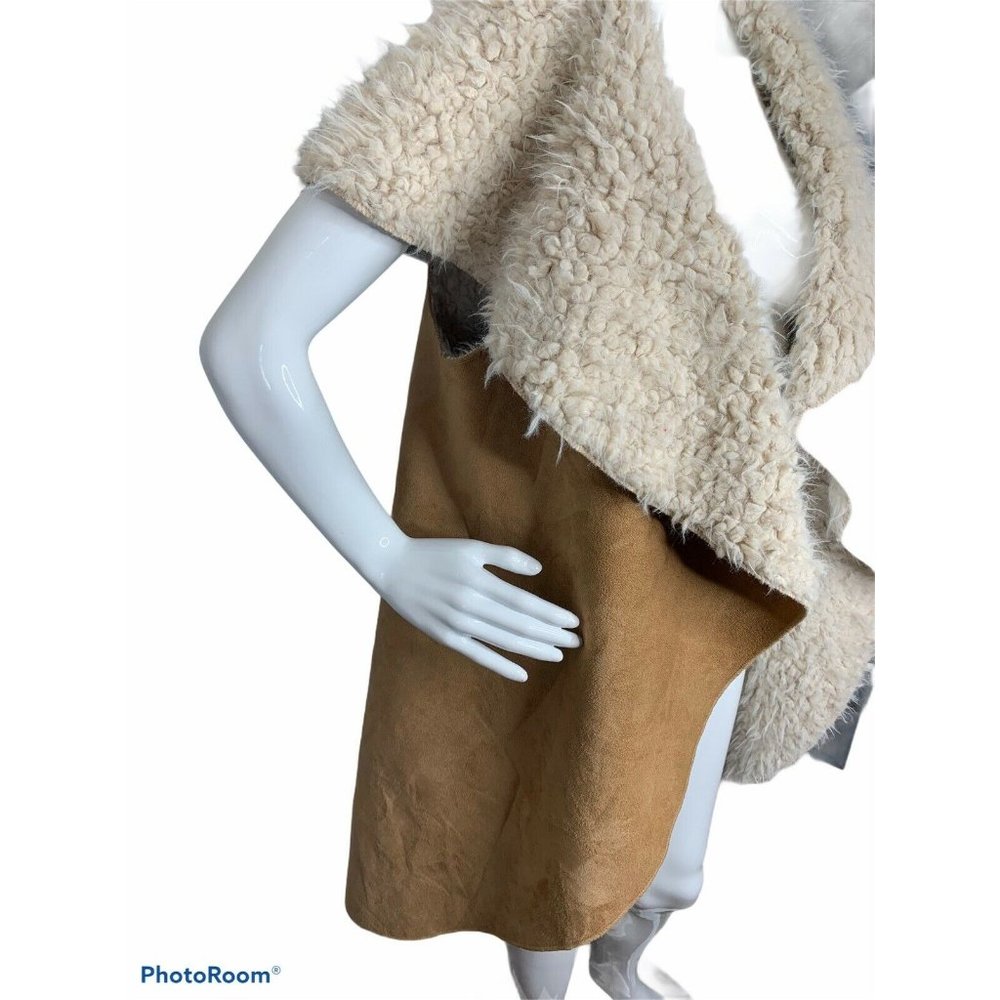 Akira Chicago OS Brown Faux-Suede Vest Jacket NEW - Picture 2 of 5
